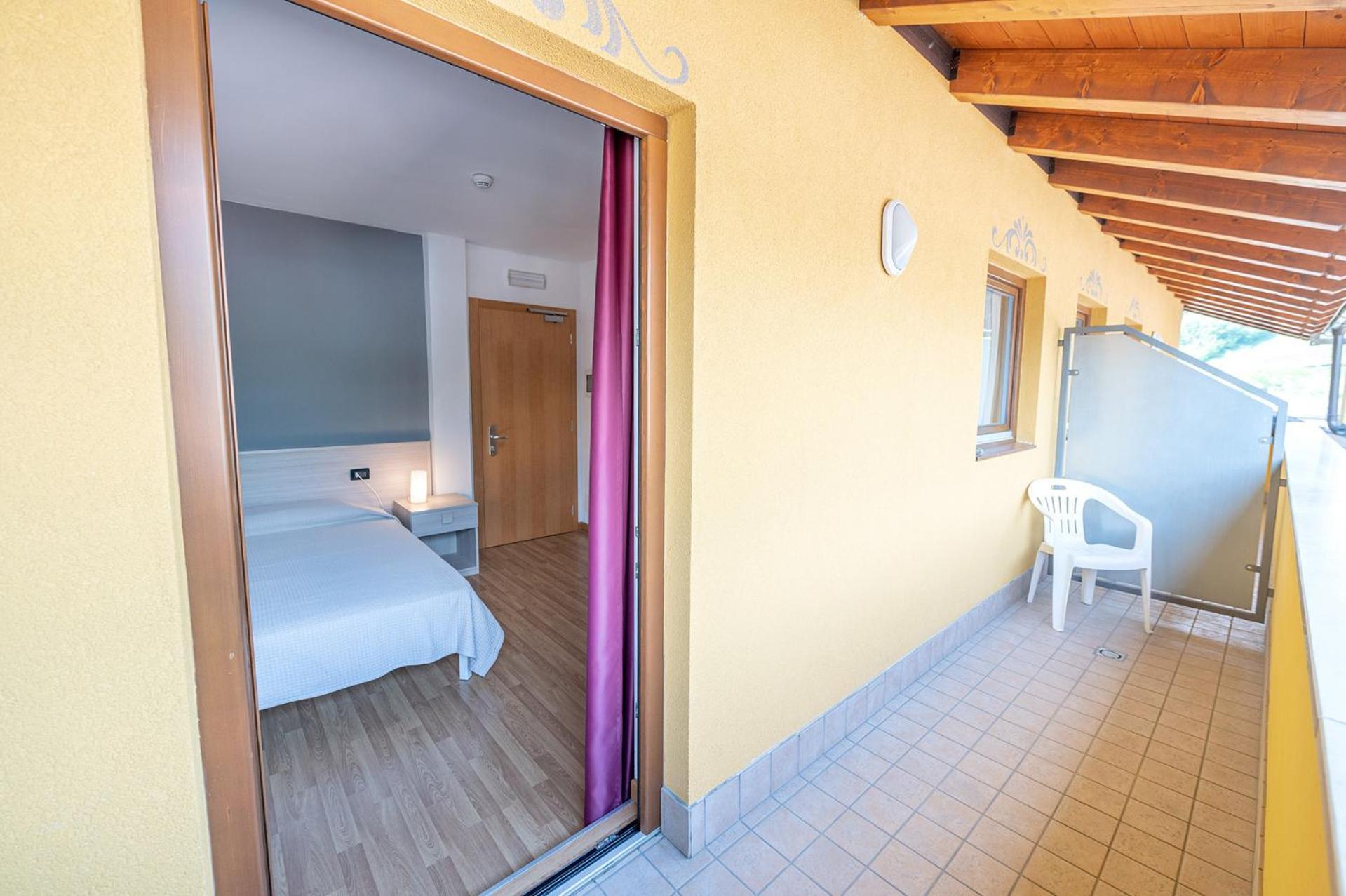 Hotel Posta Comano Terme Zewnętrze zdjęcie