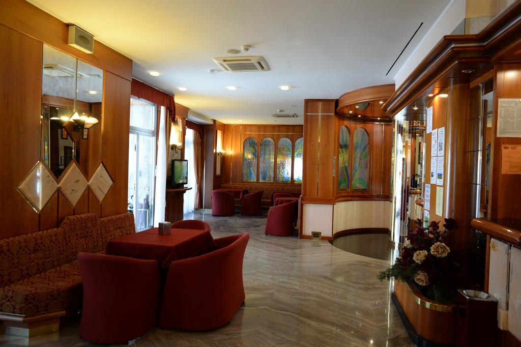 Hotel Posta Comano Terme Zewnętrze zdjęcie